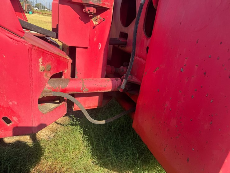 1983-massey-ferguson-4880-image-47