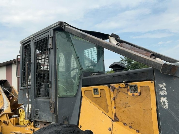 2005-john-deere-540-image-42