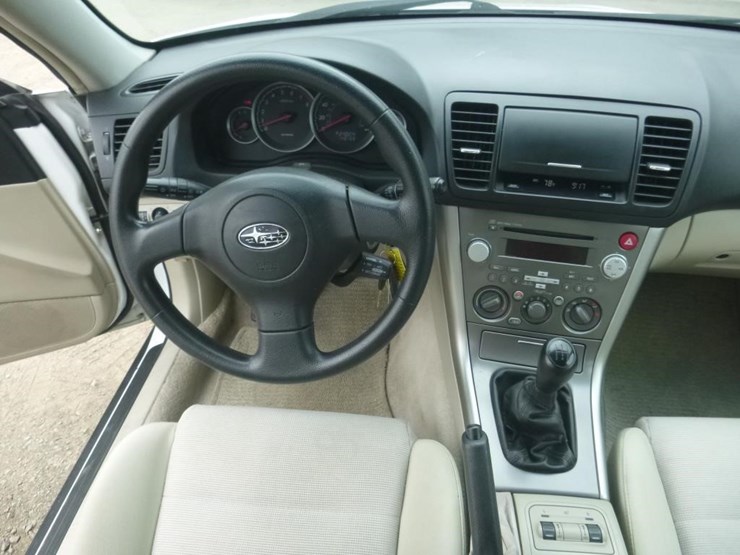 2007-subaru-outback-image-9