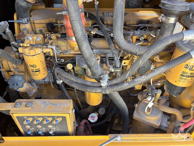 caterpillar-c6.6-image-8