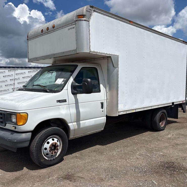 2005 FORD 350