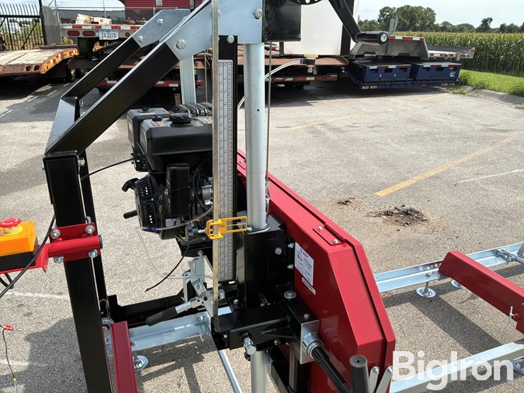 2025-massey-ferguson-730-image-10