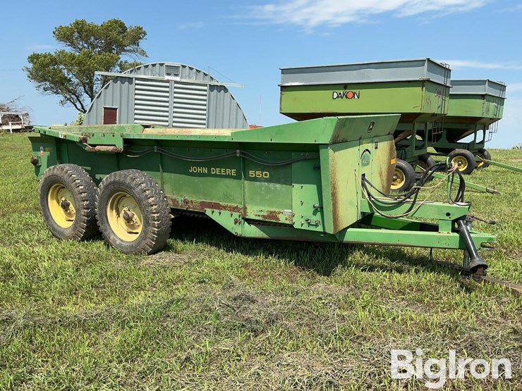 john-deere-550-image-3