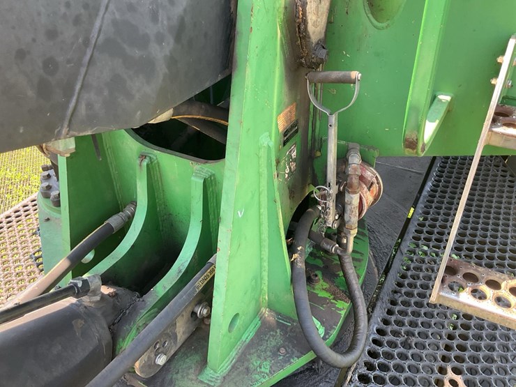 2013-deere-437d-image-43