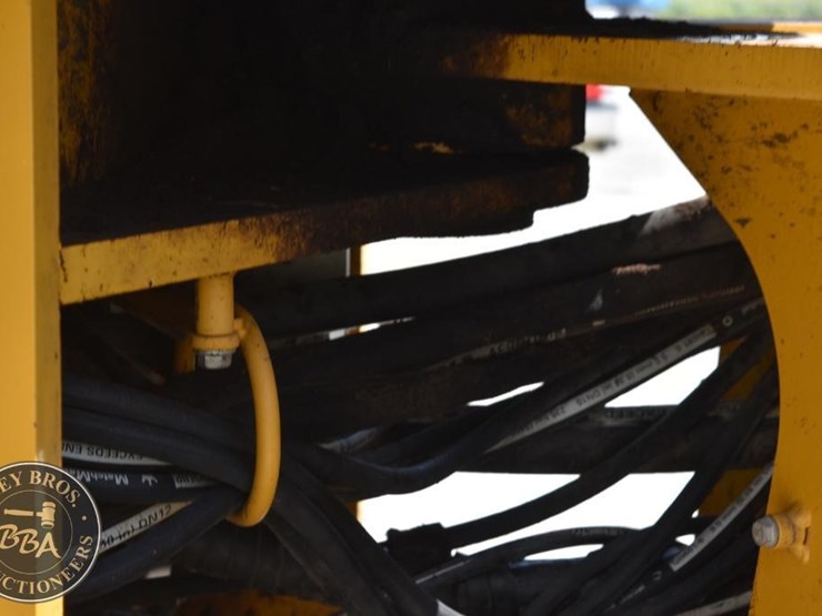2019-deere-744kii-image-43