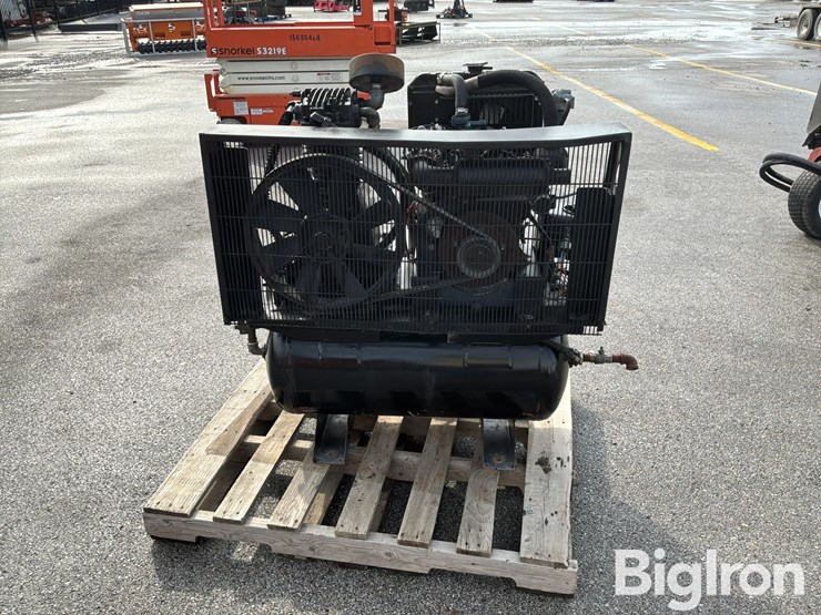 2011-massey-ferguson-730-image-6