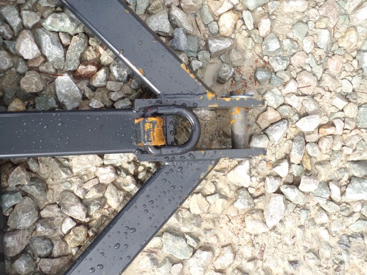 #2403-•-category-2-3-point-hitch-with-receiver-image-2
