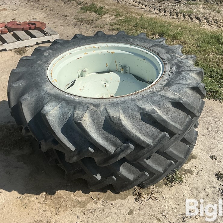 FORD TRACTOR