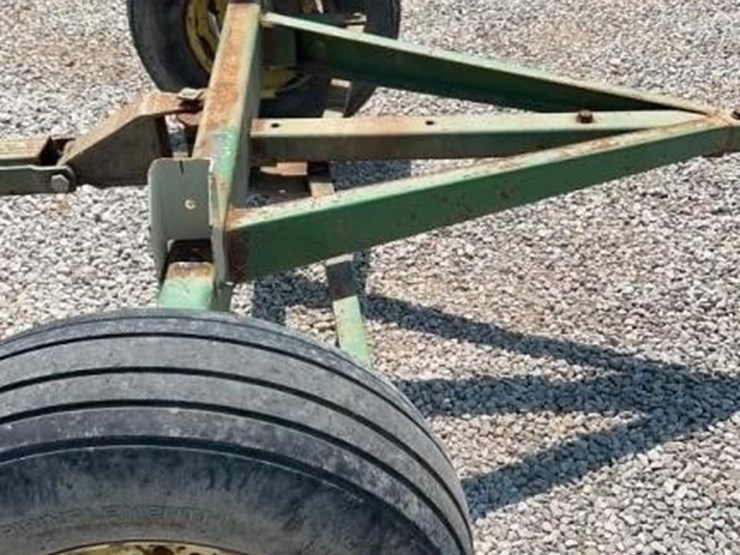 john-deere-1065a-image-3