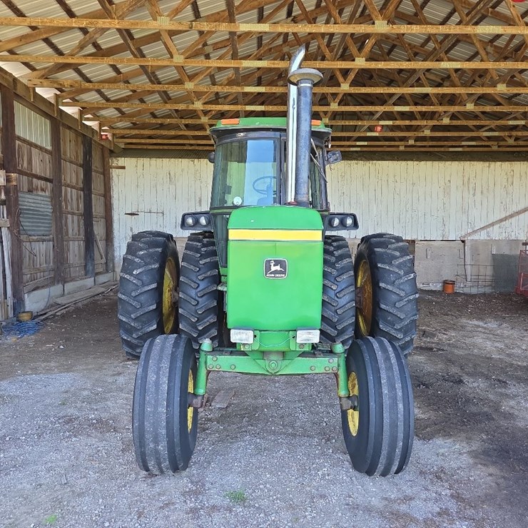 JOHN DEERE 4430