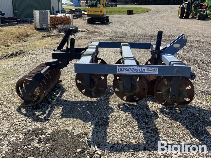 blu-jet-track-master-image-4