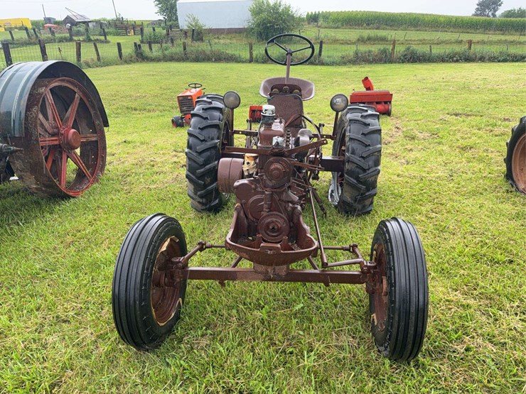 case-parts-tractor-image-6