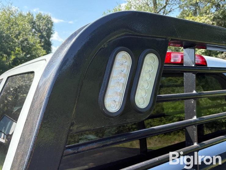 2019-chevrolet-silverado-3500-image-13