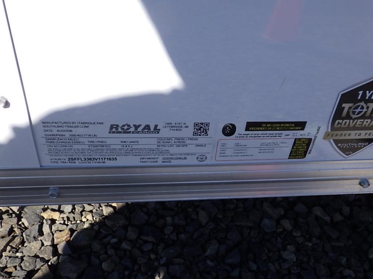 2027-royal-lcht35-7.516v-86-t/a-enclosed-trailer-image-25