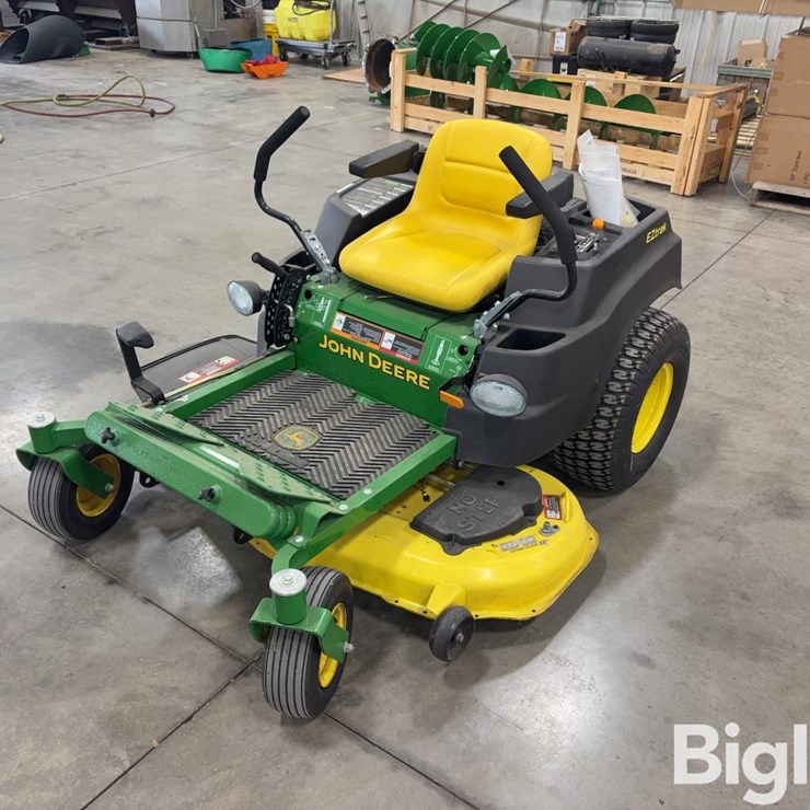 2014 JOHN DEERE Z425