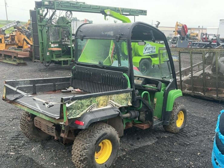 john-deere-gator-image-5