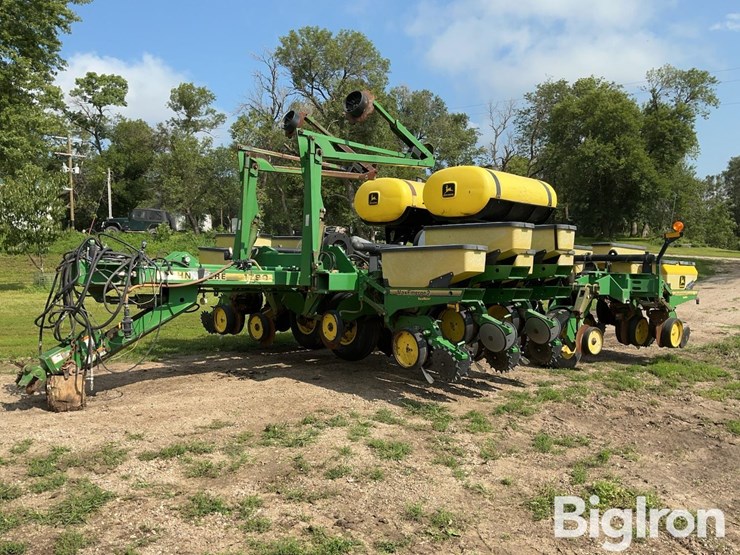 john-deere-1780-image-1