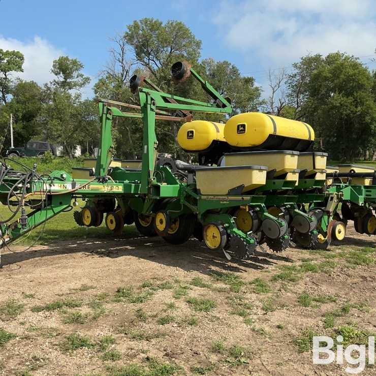 JOHN DEERE 1780