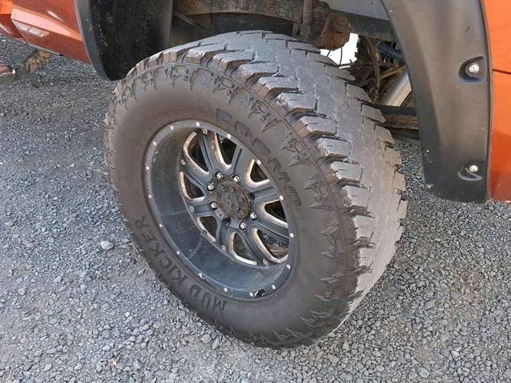 2013-dodge-2500-image-24
