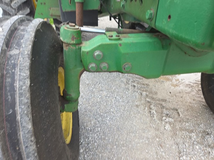 john-deere-7600-image-39