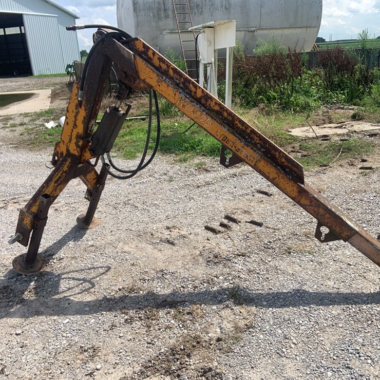 Woods 3 point hydraulic boom