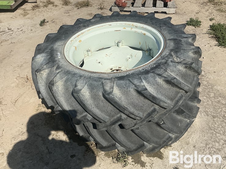 ford-tractor-image-2