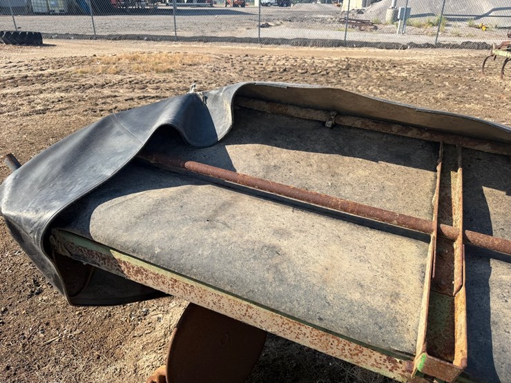 john-deere-275-image-23