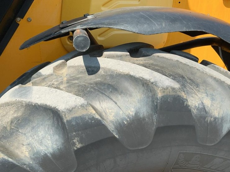 2012-jcb-550-image-66