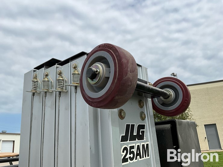 jlg-25am-image-17