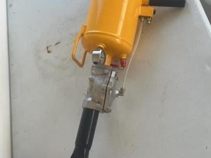 tire-bead-blaster-“brand-new”-image-1