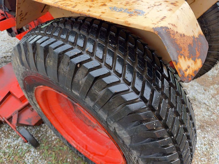 case-446-garden-tractor-image-21