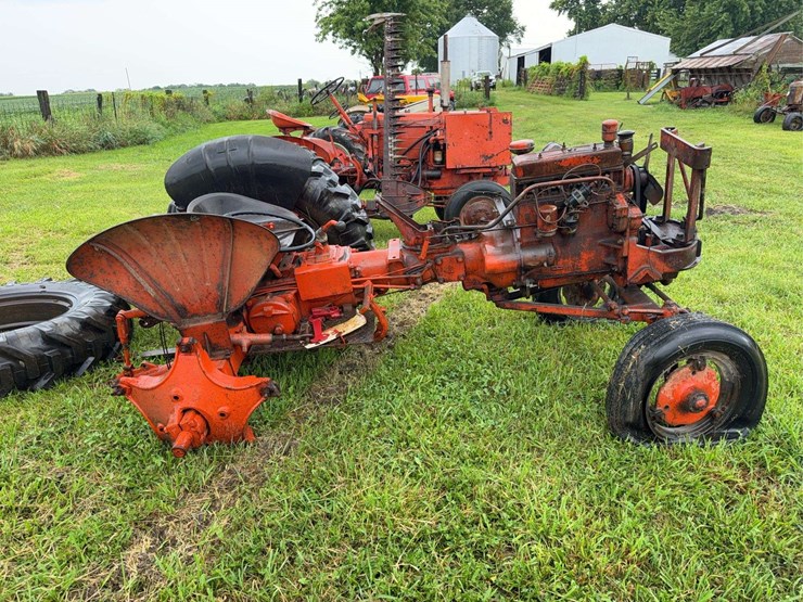 case-vac-parts-tractor-image-6