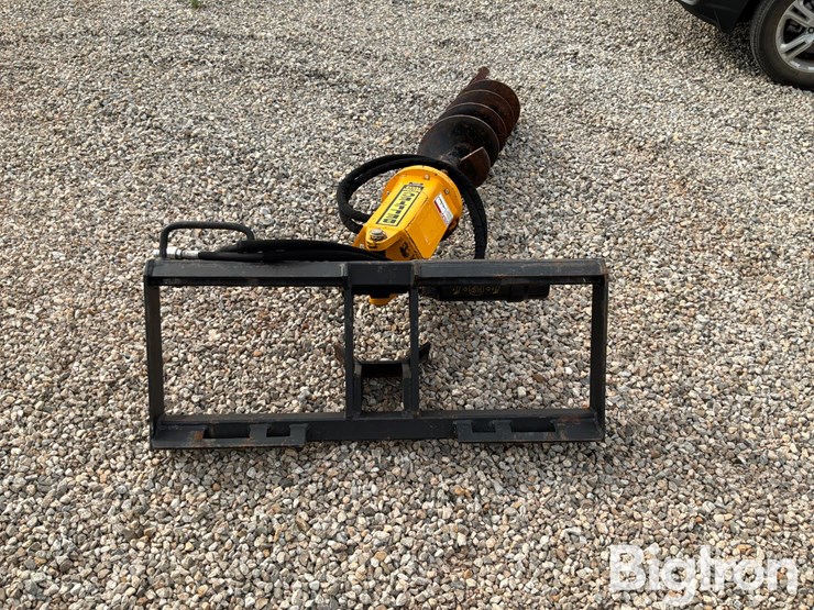 belltec-300-hydraulic-post-hole-digger-image-6