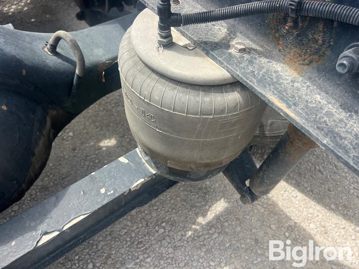 2019-kenworth-t680-image-10