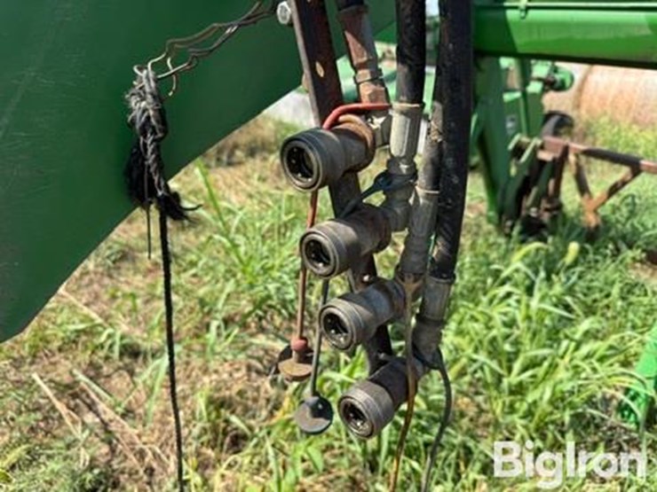 john-deere-640-image-9