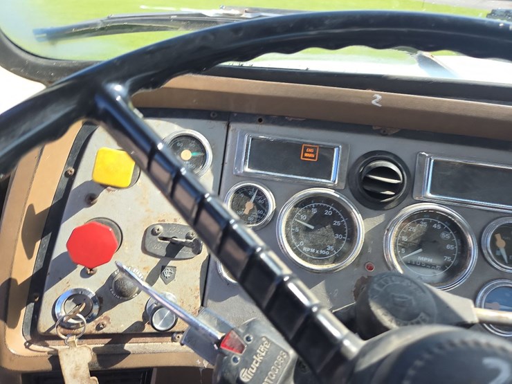 1996-ford-l9000-image-42