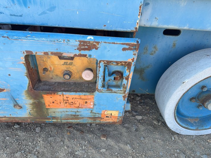 #47-•-*inop-jlg-2033-20'-scissor-lift-inv#53600-image-13