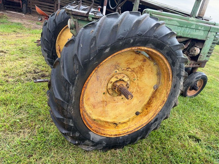 john-deere-a-image-14