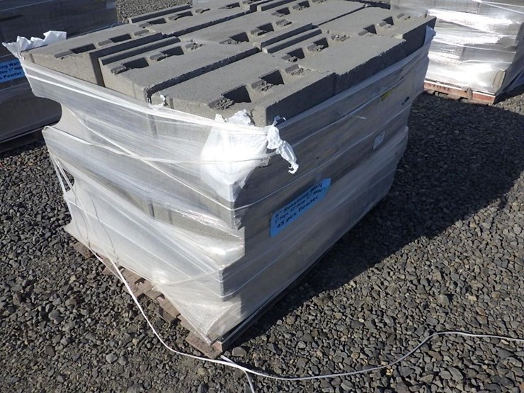 retaining-wall-6"-h-x-12"-d-x-17"-w-image-4