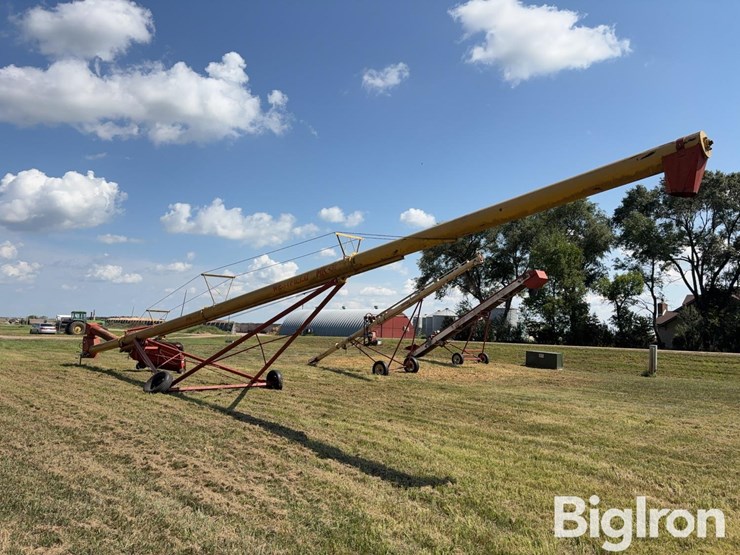 westfield-mk130-71-13"x71'-swing-hopper-grain-auger-image-4