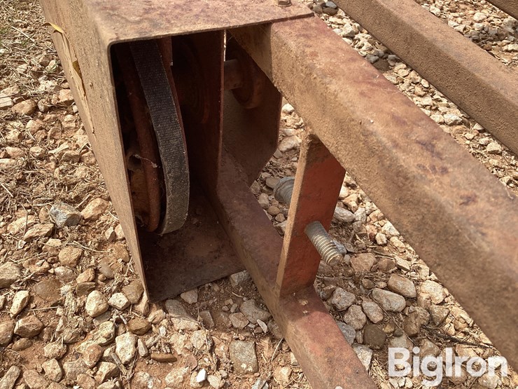 grave-mfg,-co-small-square-baler-conveyor-image-18