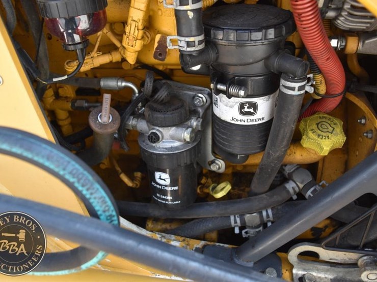 2015-deere-410k-image-49