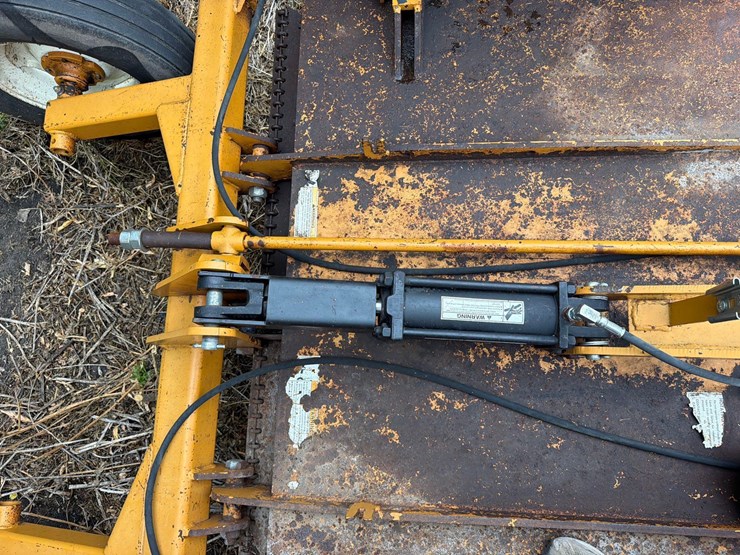 woods-batwing-180-mower-image-9
