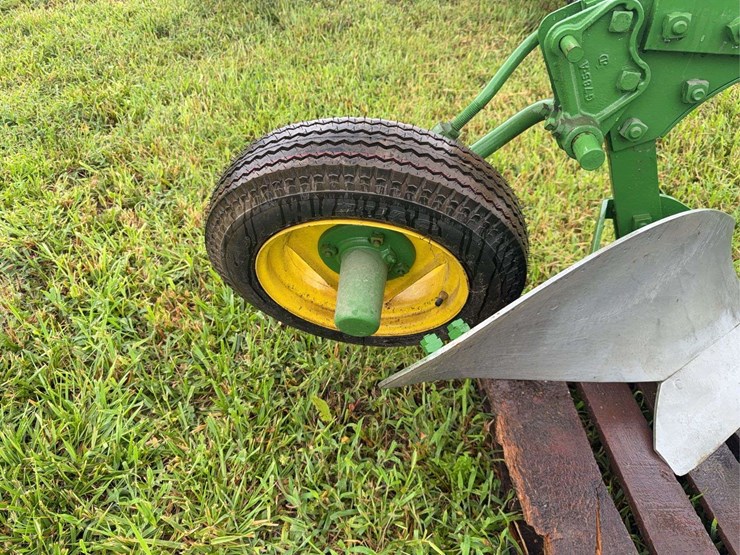 john-deere-mt-image-8