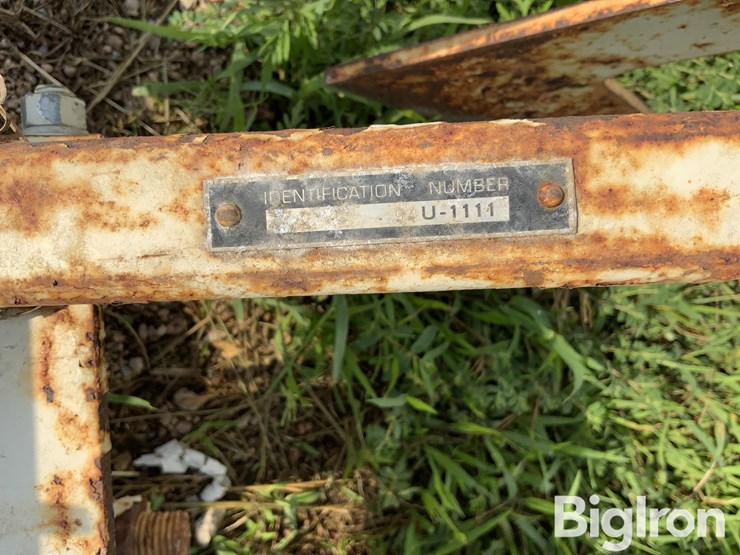 international-cub-154-lo-boy-image-12