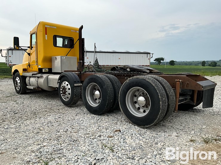 2003-kenworth-t600-image-7