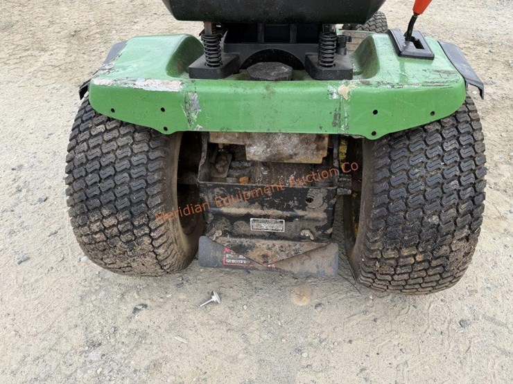 john-deere-gt242-image-16