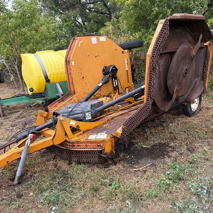 Woods Batwing 180 Mower