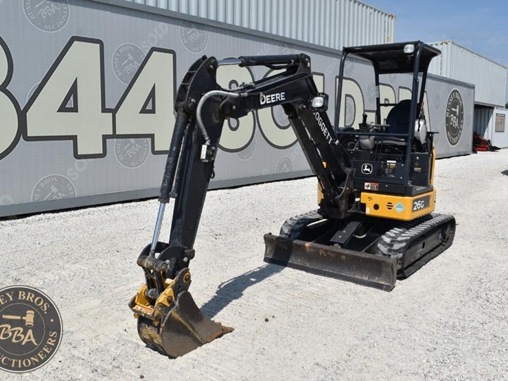 2020-deere-26g-image-2