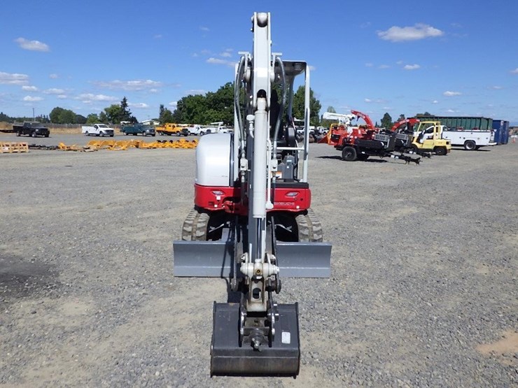 takeuchi-tb335r-image-8